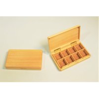 Kura-san's Wooden Kebari Case (8 Compartments) Magnet type